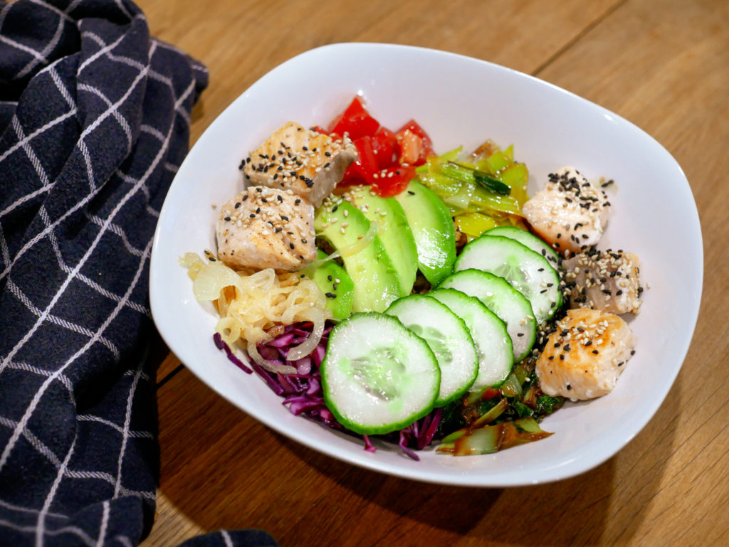 Lachsbowl
